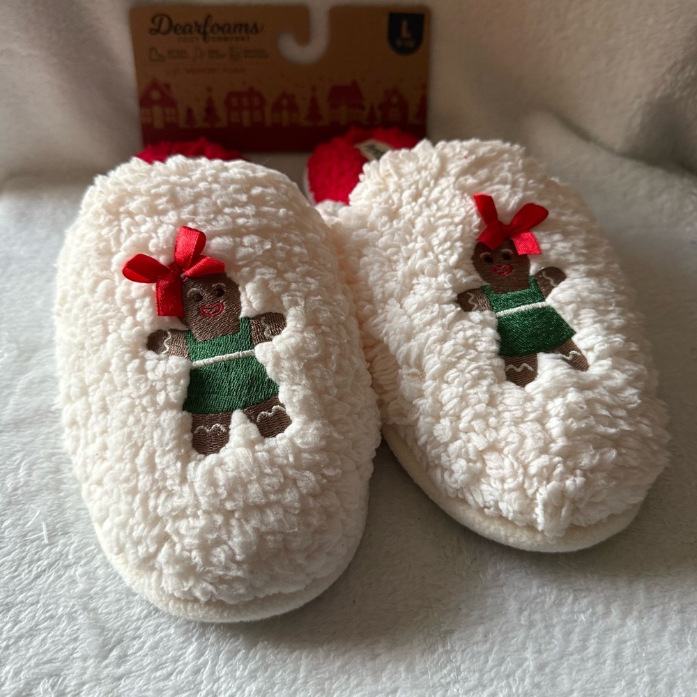 Dearfoams Cream Slippers with Festive Design Gingerbread Women’s 9-10 New‎